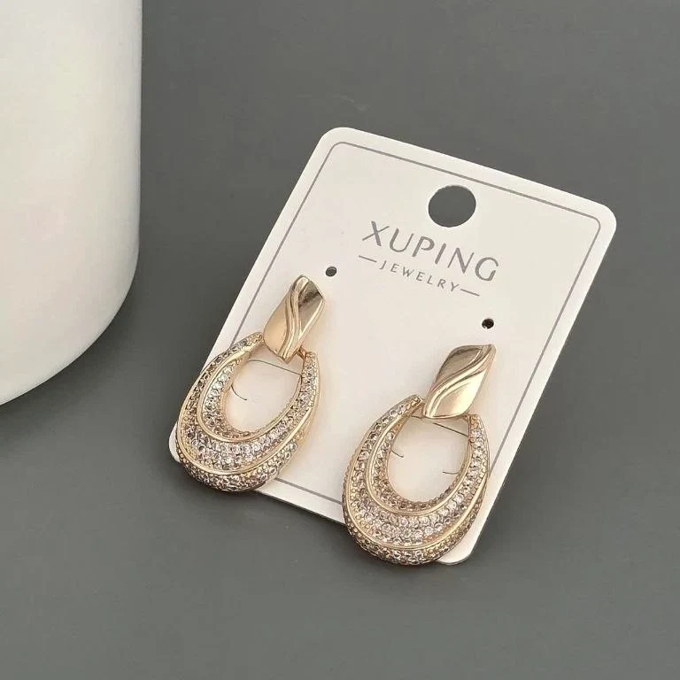 گوشواره ژوپینگ مدل اشکی نگین دار