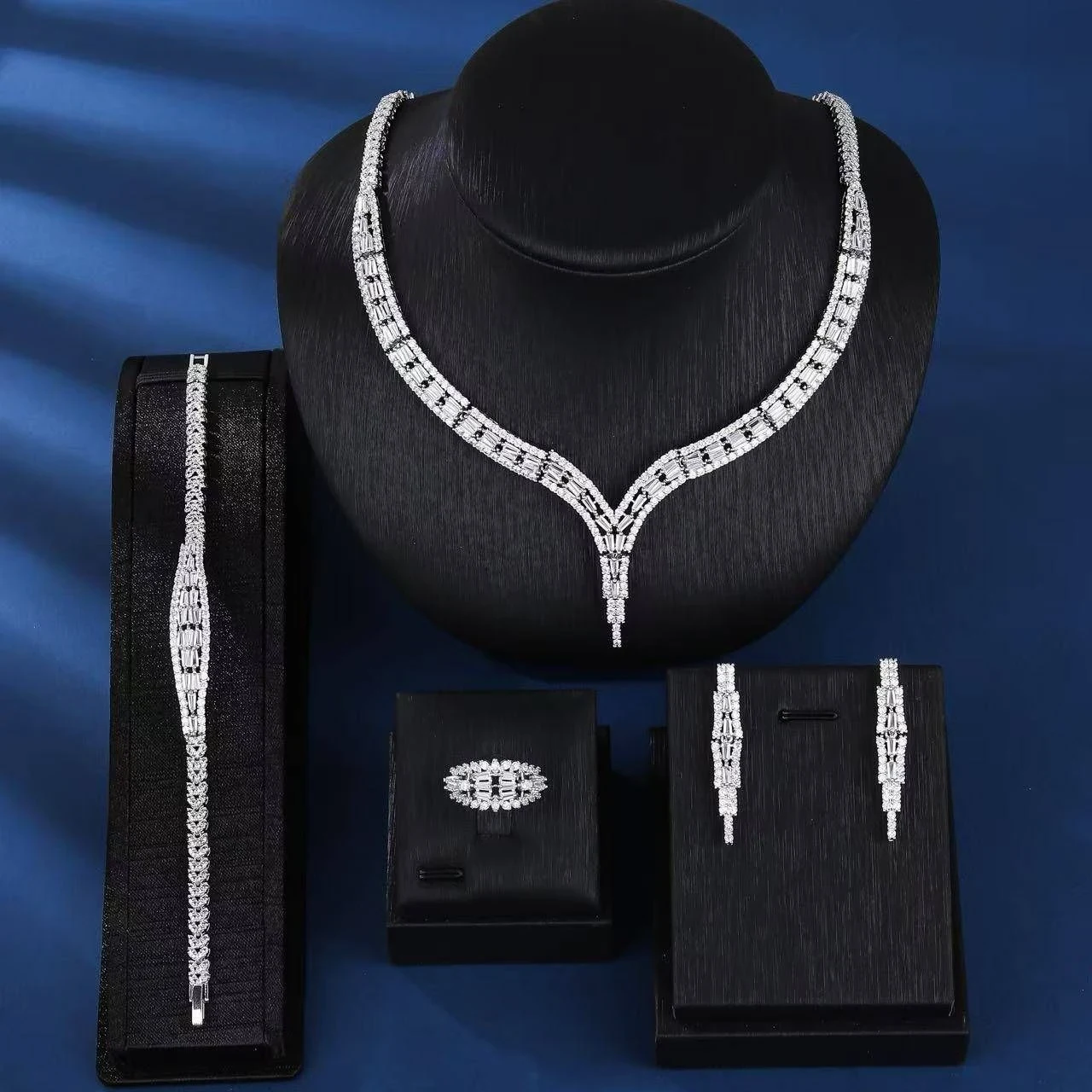 سرویس عروس نگین زیرکونیا